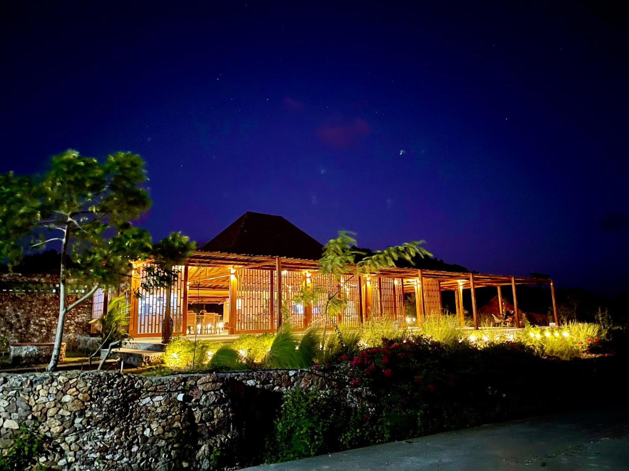 Lobster Bay Lombok Otel Awang Dış mekan fotoğraf
